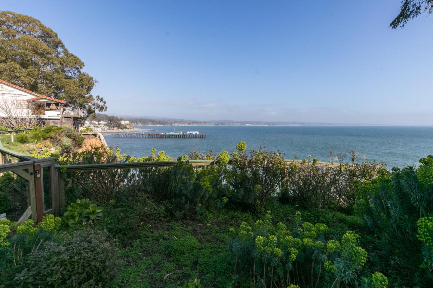 Detail Gallery Image 11 of 39 For 4820 Opal Cliff Drive #102,  Capitola,  CA 95010 - 2 Beds | 1 Baths