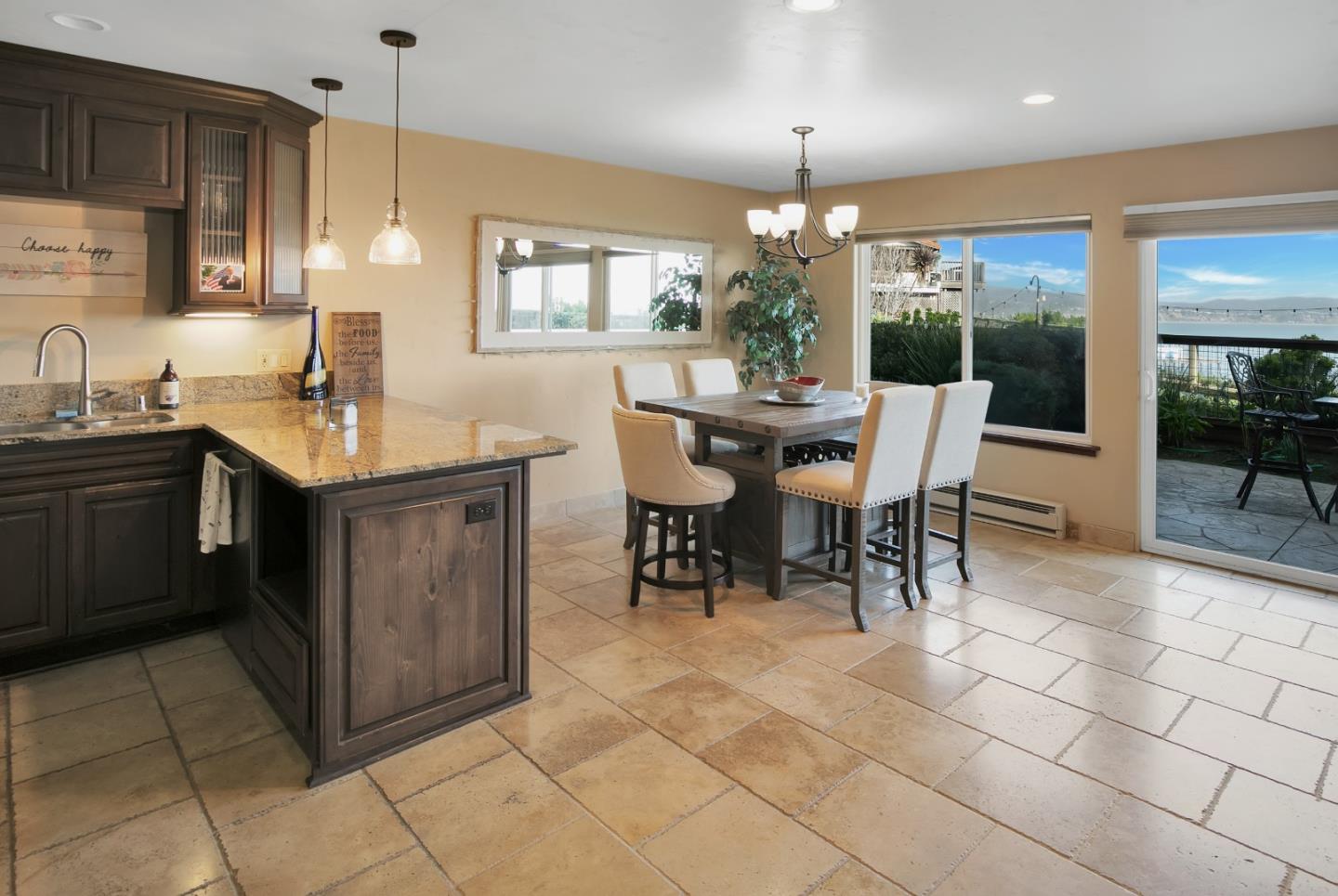 Detail Gallery Image 21 of 39 For 4820 Opal Cliff Drive #102,  Capitola,  CA 95010 - 2 Beds | 1 Baths