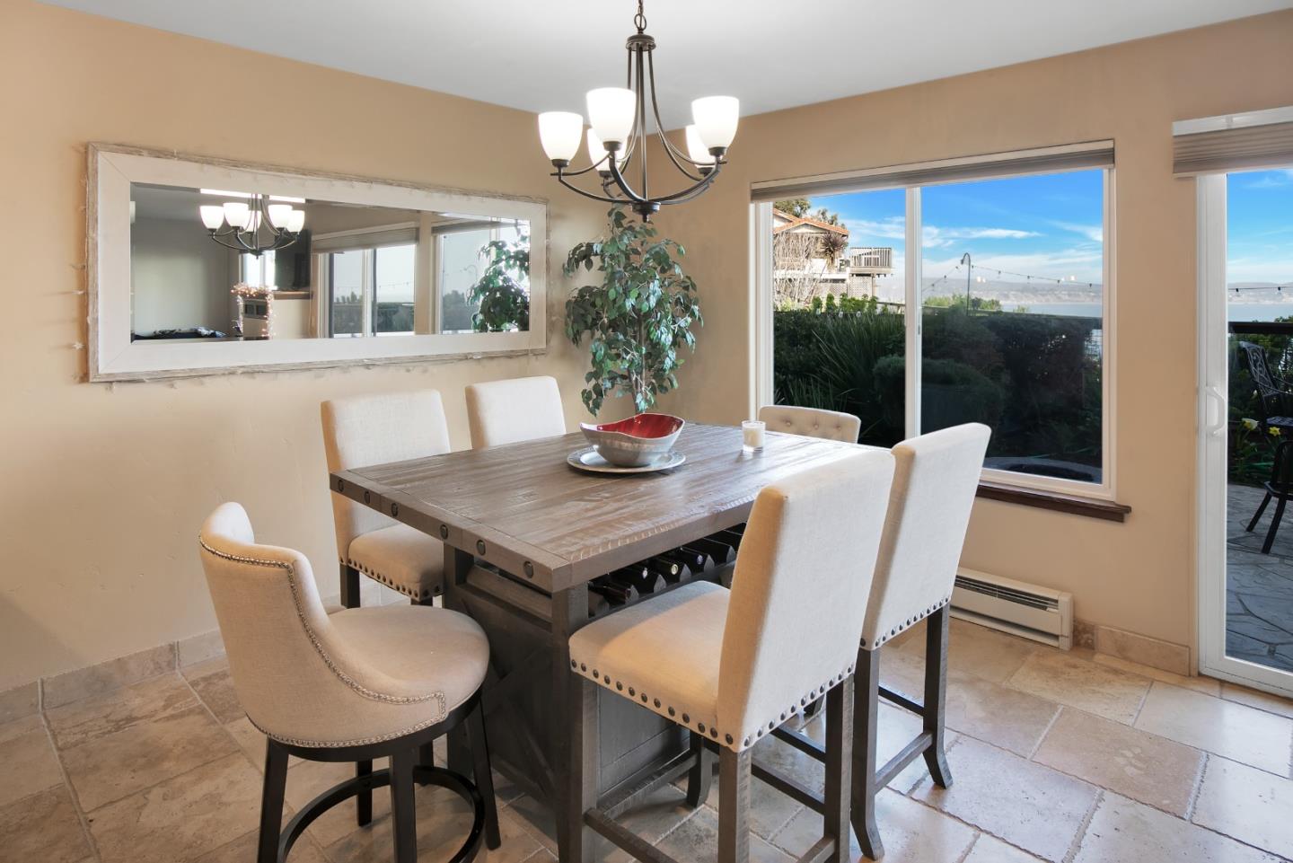 Detail Gallery Image 30 of 39 For 4820 Opal Cliff Drive #102,  Capitola,  CA 95010 - 2 Beds | 1 Baths