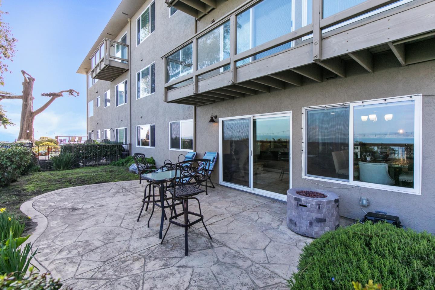 Detail Gallery Image 33 of 39 For 4820 Opal Cliff Drive #102,  Capitola,  CA 95010 - 2 Beds | 1 Baths