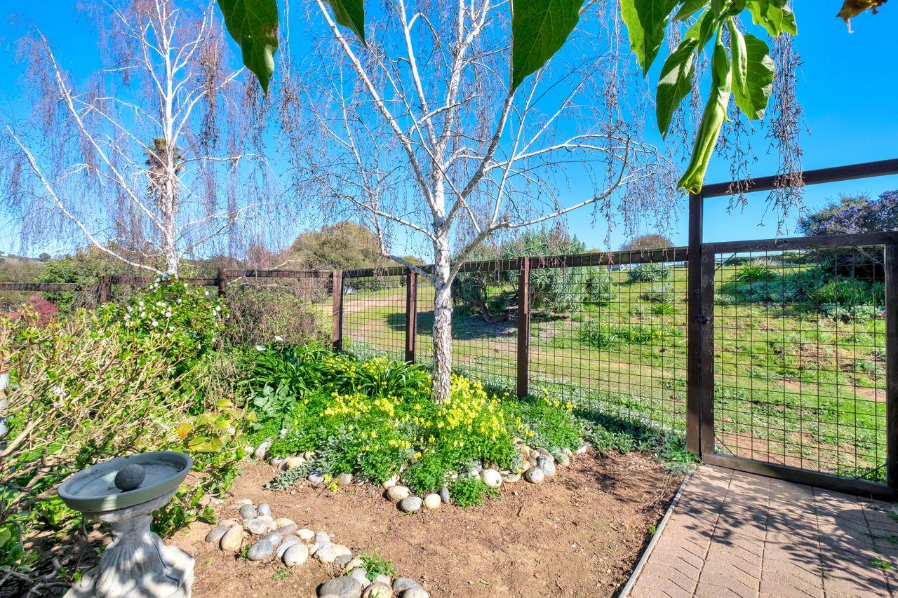 Detail Gallery Image 45 of 68 For 550 Water Tank Rd, Watsonville,  CA 95076 - 3 Beds | 3 Baths
