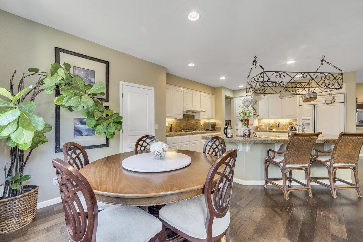 Detail Gallery Image 12 of 75 For 2978 Delancey Ct, San Jose,  CA 95135 - 6 Beds | 4/1 Baths