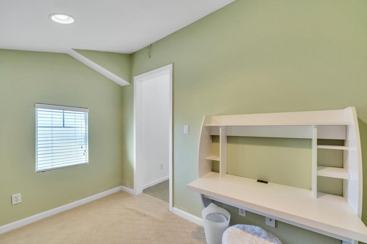 Detail Gallery Image 42 of 75 For 2978 Delancey Ct, San Jose,  CA 95135 - 6 Beds | 4/1 Baths