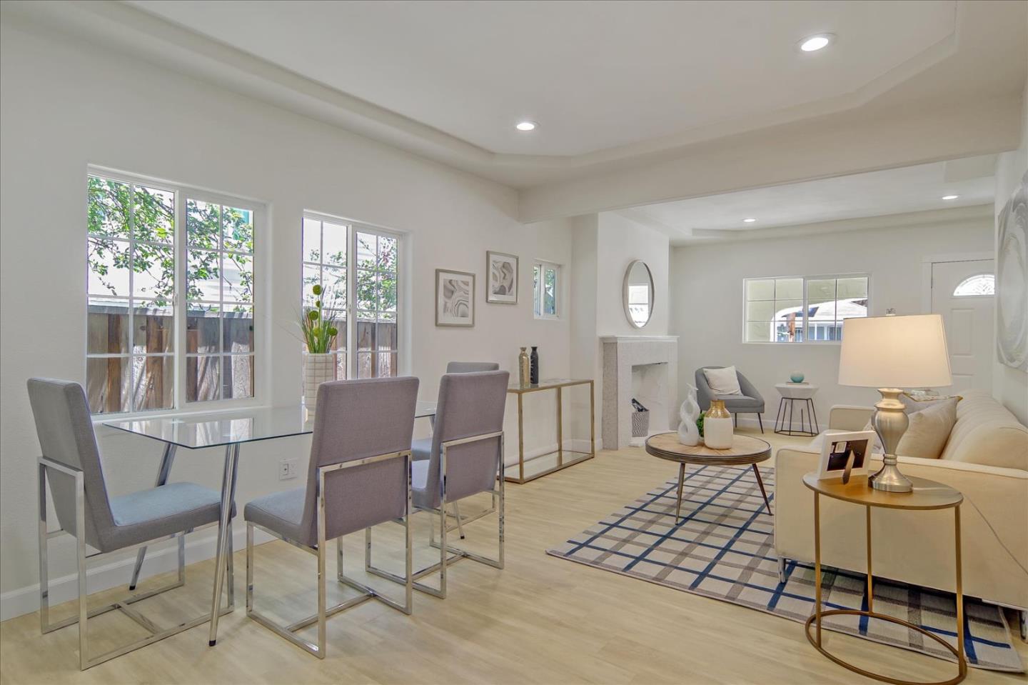 Detail Gallery Image 23 of 44 For 317 E Julian St, San Jose,  CA 95112 - 4 Beds | 3 Baths
