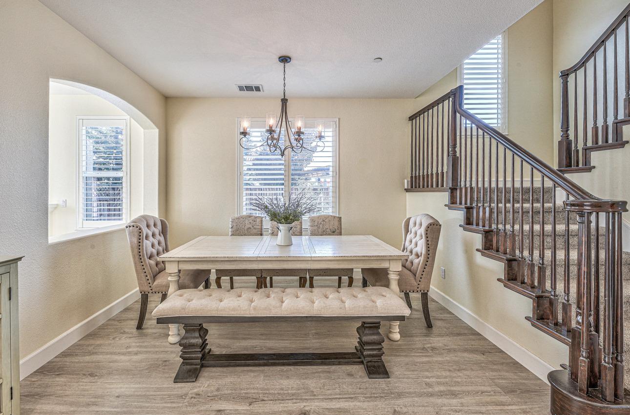 604 Calais Ct, Hollister, CA 95023 photo 11