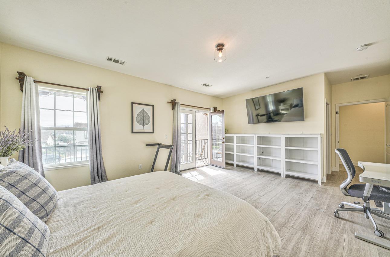 604 Calais Ct, Hollister, CA 95023 photo 23
