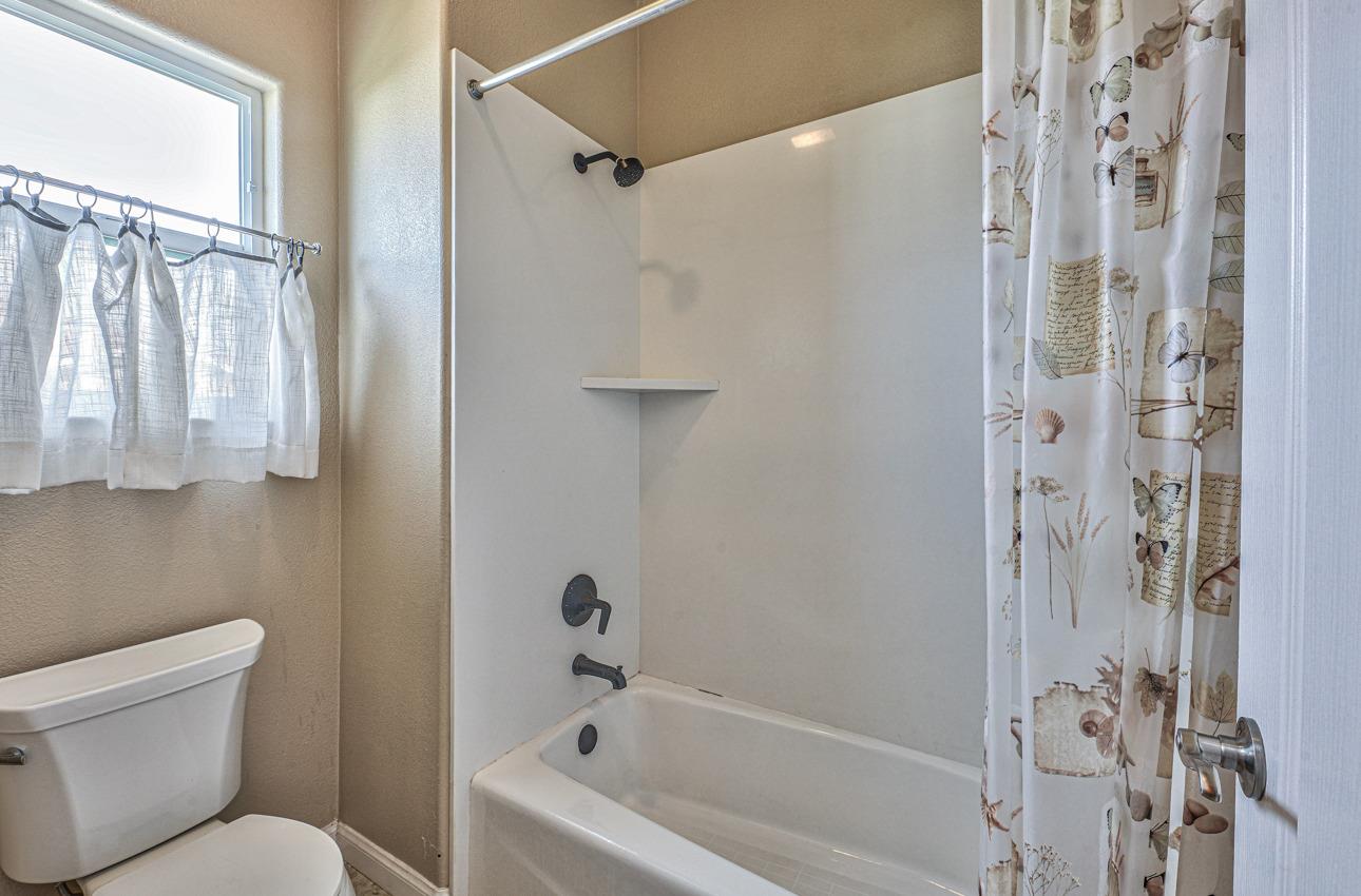 604 Calais Ct, Hollister, CA 95023 photo 36