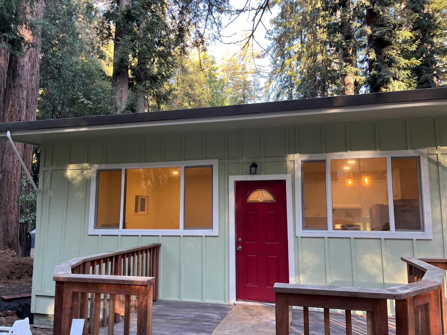 Detail Gallery Image 3 of 11 For 822 River Dr, Boulder Creek,  CA 95006 - 3 Beds | 1/1 Baths