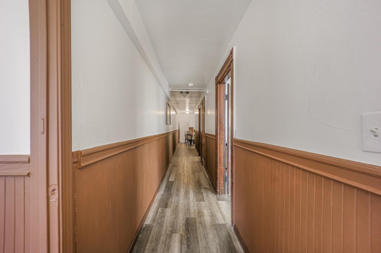 Detail Gallery Image 20 of 70 For 2027 Pacific Ave, Alameda,  CA 94501 - – Beds | – Baths