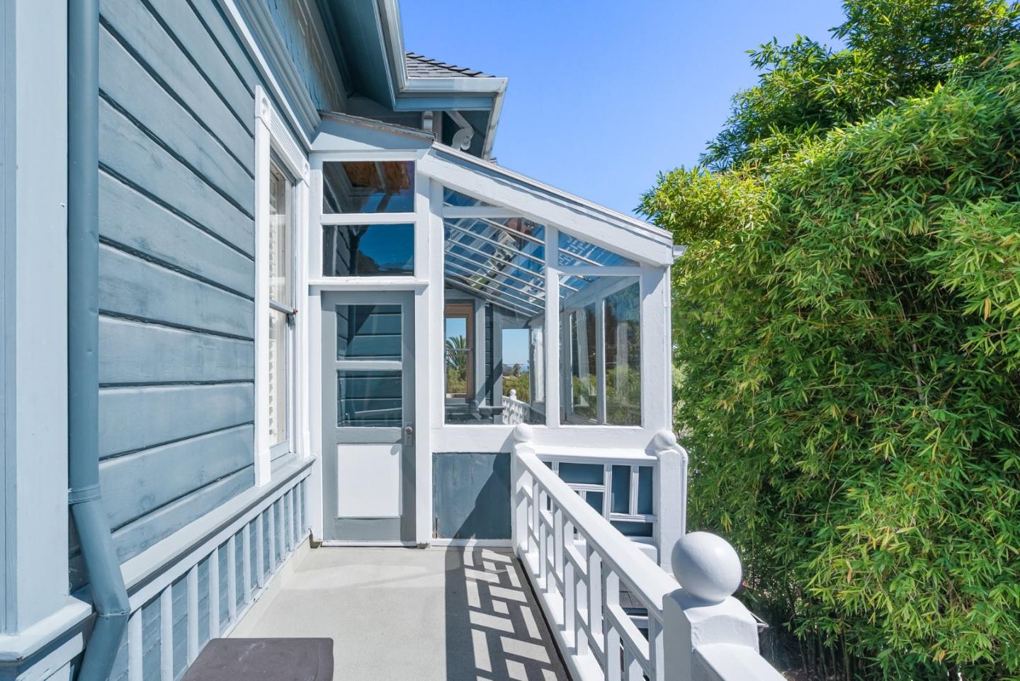 Detail Gallery Image 42 of 110 For 105 Sylvar St, Santa Cruz,  CA 95060 - 7 Beds | 4/1 Baths