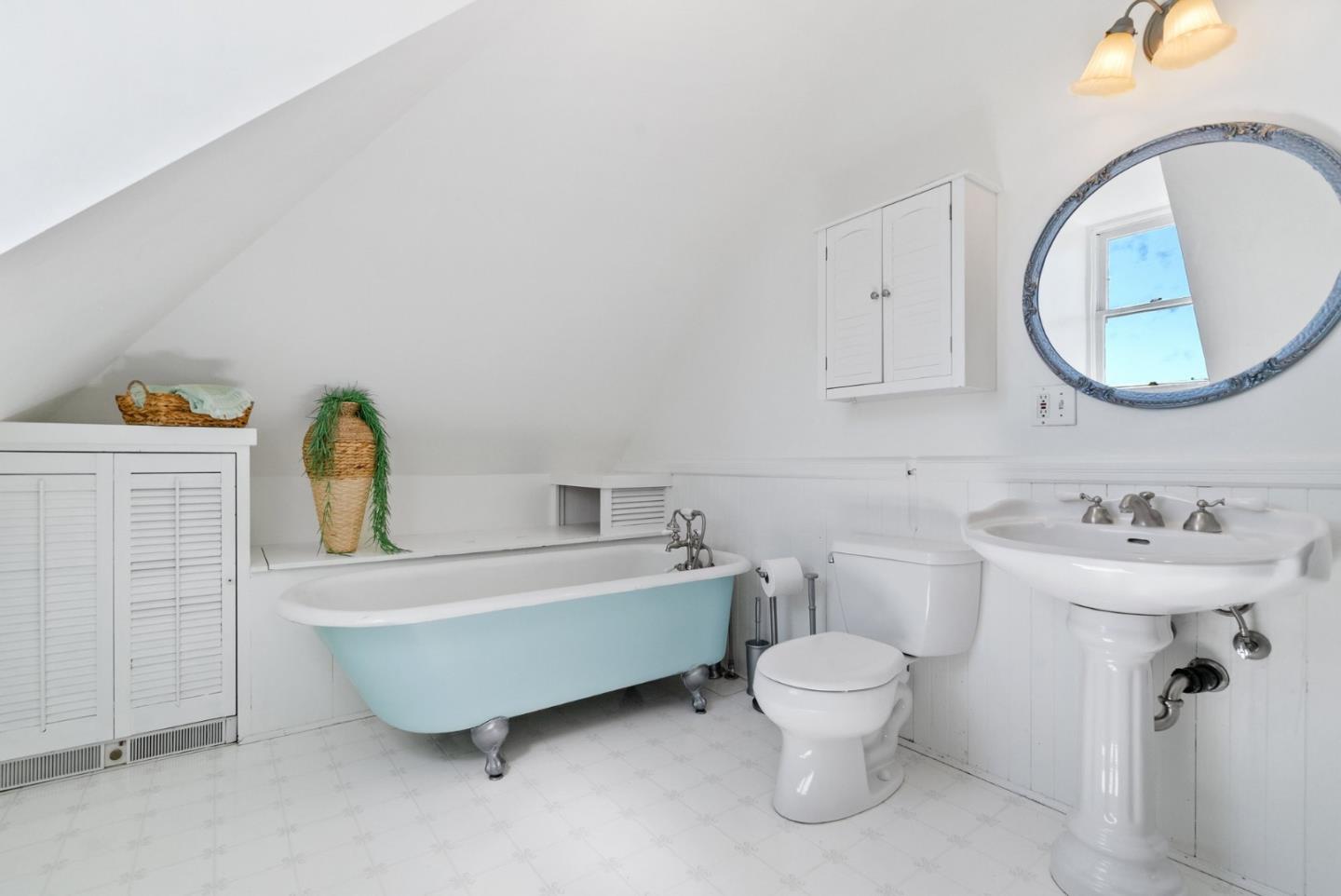 Detail Gallery Image 68 of 110 For 105 Sylvar St, Santa Cruz,  CA 95060 - – Beds | – Baths