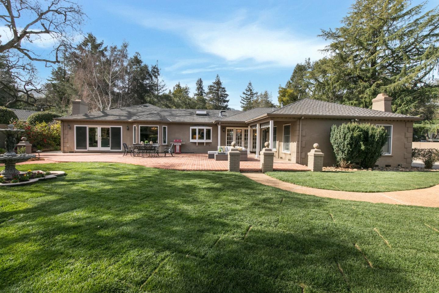 20127 Mendelsohn Ln, Saratoga, CA 95070 4 Beds 3/1 Baths
