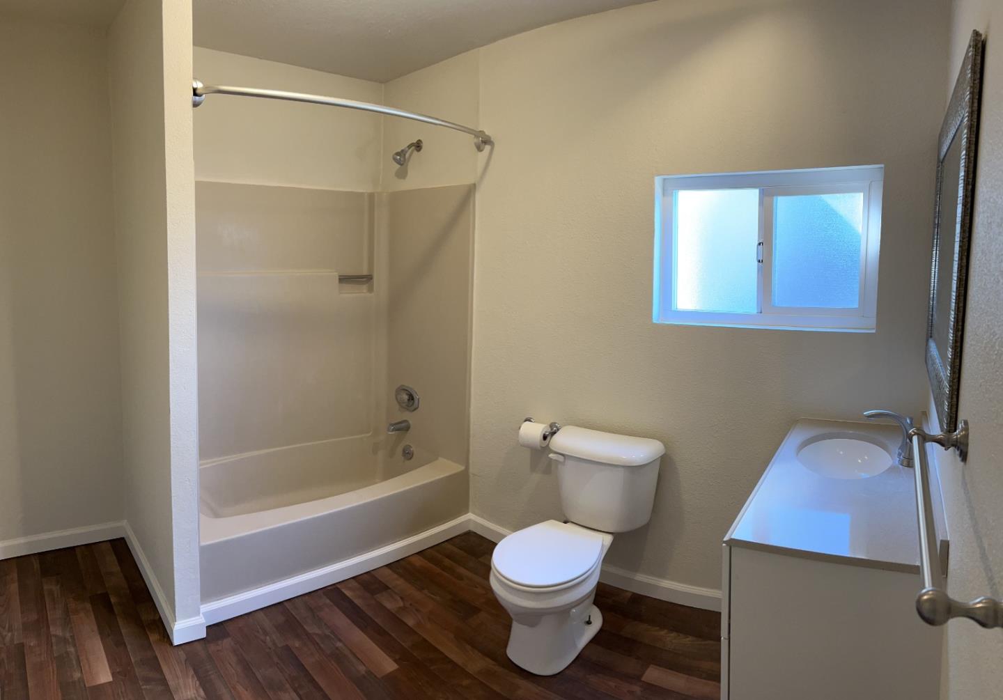 Detail Gallery Image 15 of 18 For 961 Thornton Way, San Jose,  CA 95128 - 3 Beds | 1/1 Baths