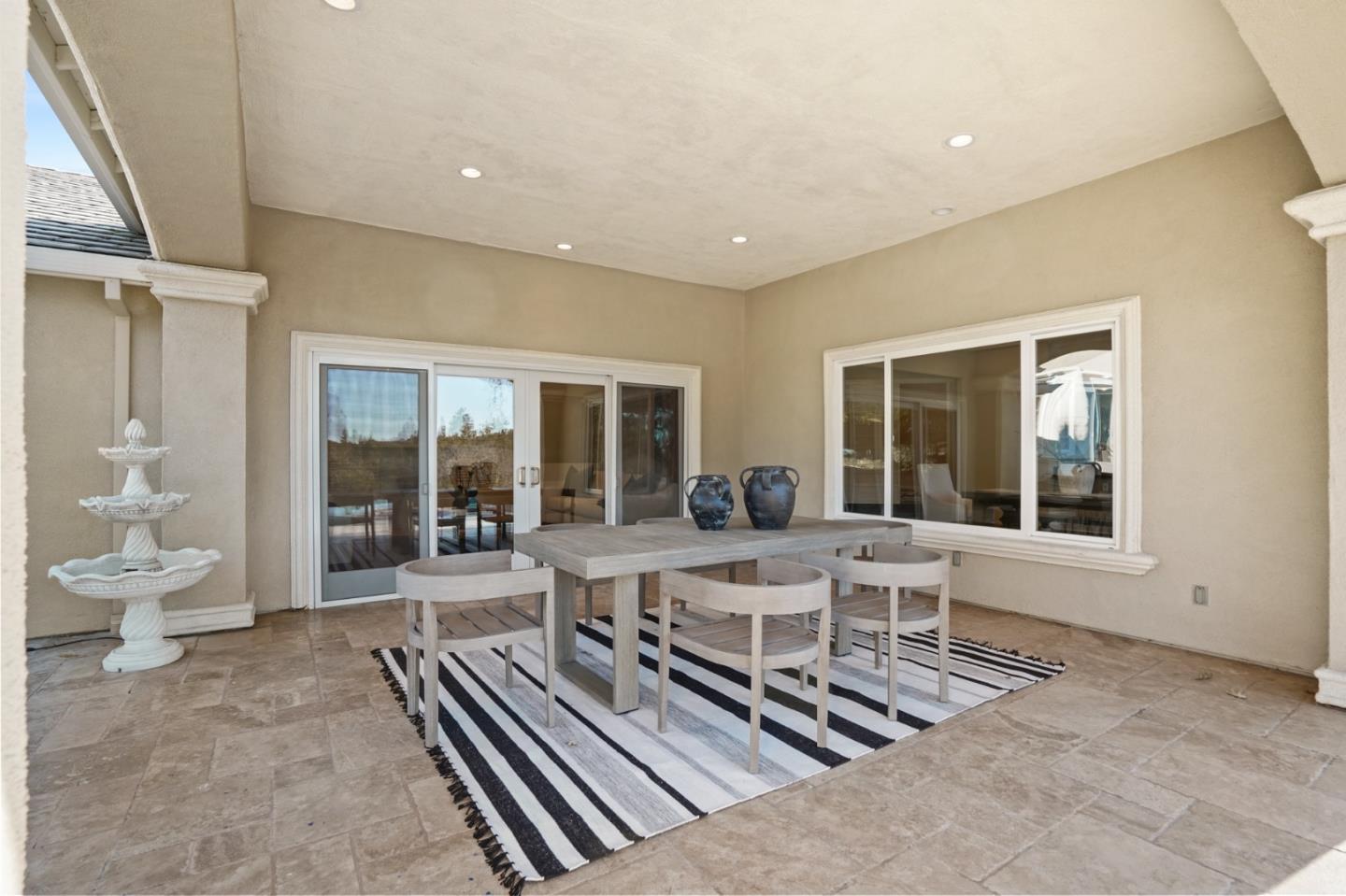 Detail Gallery Image 41 of 52 For 11331 Entrada Pl, Los Altos,  CA 94024 - 5 Beds | 5/1 Baths