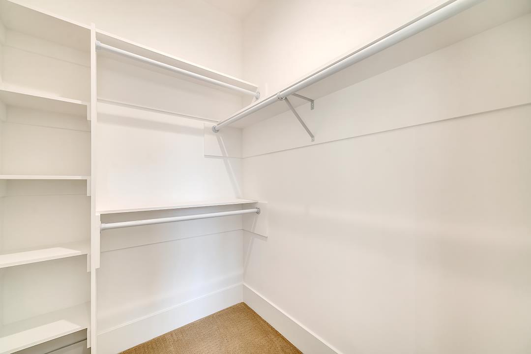 Detail Gallery Image 17 of 21 For 1667 San Carlos Ave #301,  San Carlos,  CA 94070 - 2 Beds | 2 Baths