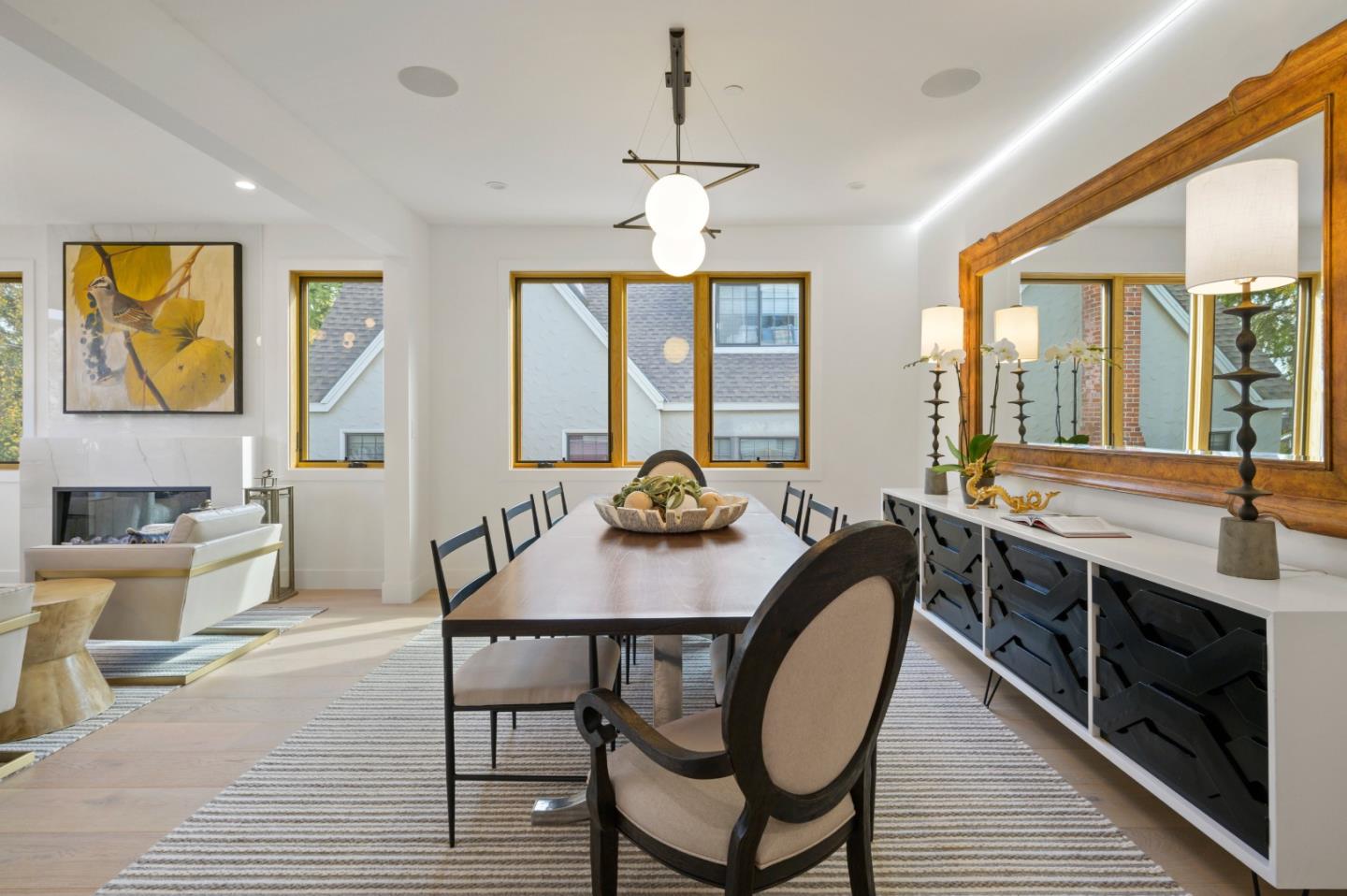 Detail Gallery Image 7 of 33 For 1327 Benito Ave, Burlingame,  CA 94010 - 5 Beds | 4/1 Baths