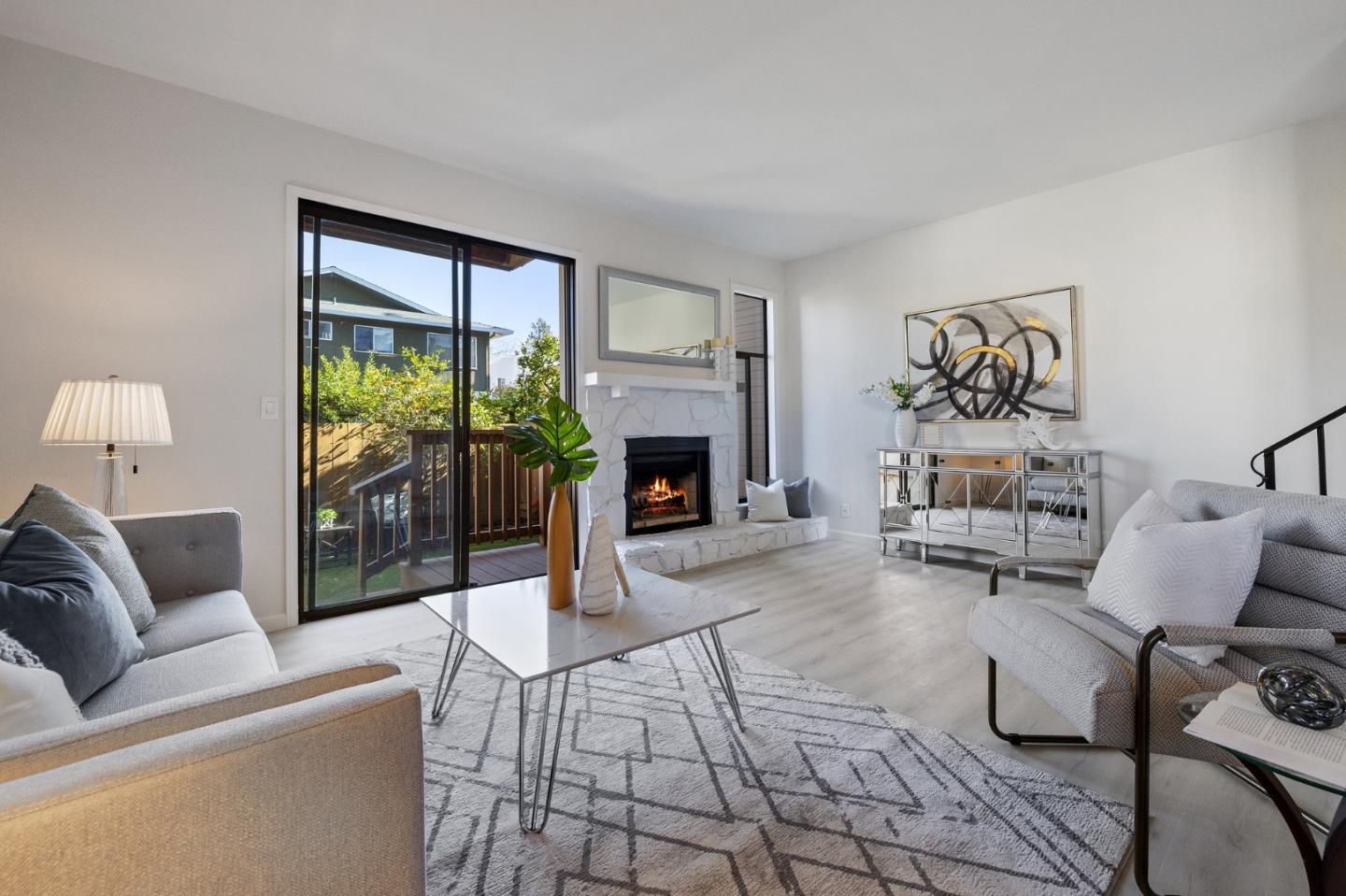 Detail Gallery Image 1 of 1 For 104 State St, San Mateo,  CA 94401 - 2 Beds | 2/1 Baths
