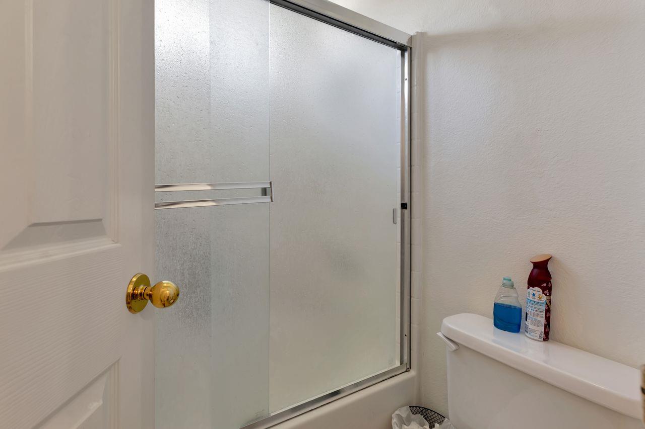 Detail Gallery Image 39 of 44 For 971 Capitola Dr, Hollister,  CA 95023 - 3 Beds | 2 Baths