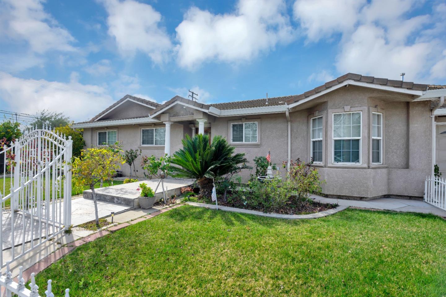 2601 N Olive Ave, Turlock, CA 95382 photo 2