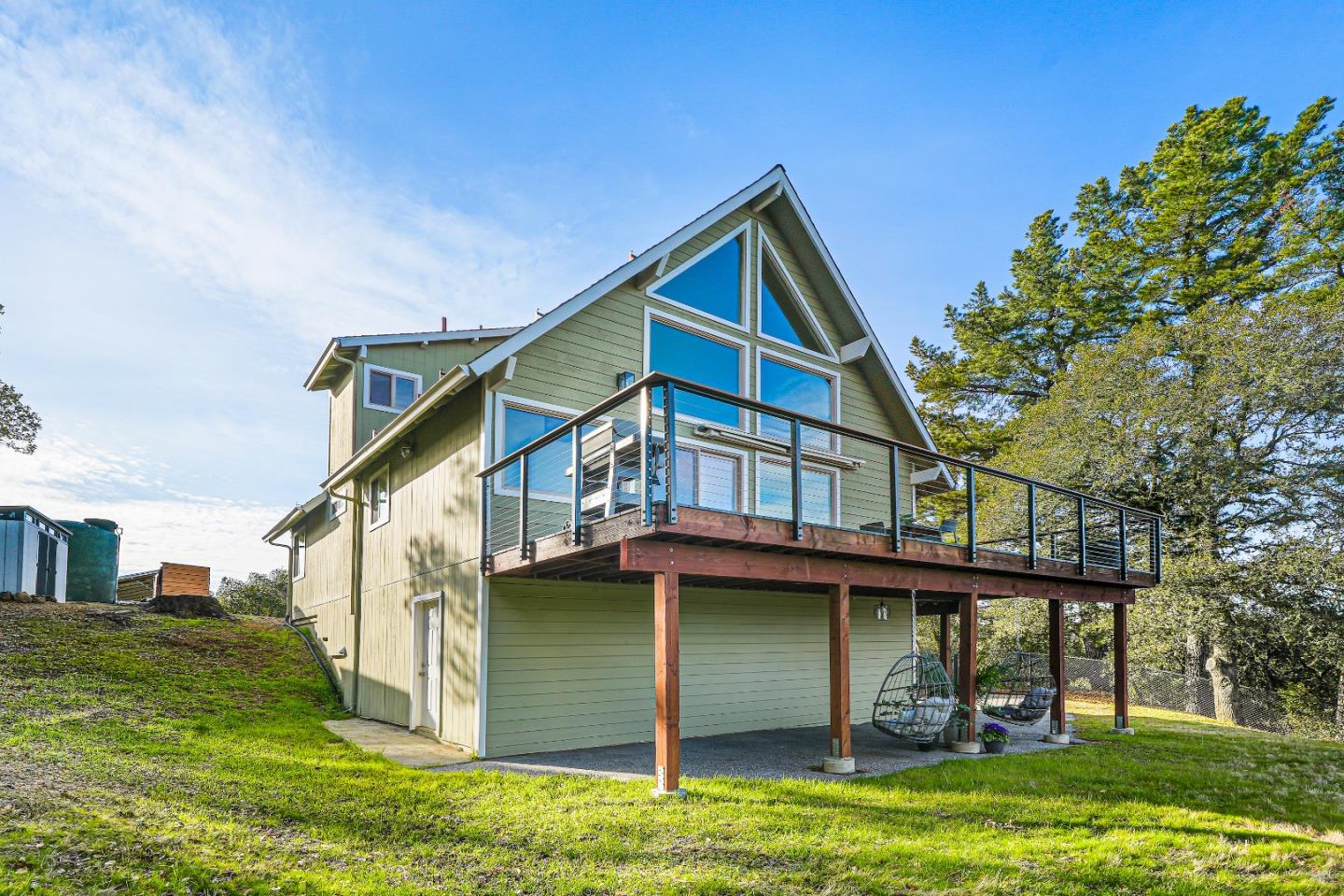 Detail Gallery Image 1 of 1 For 11675 Skyline Blvd, Los Gatos,  CA 95033 - 3 Beds | 2 Baths