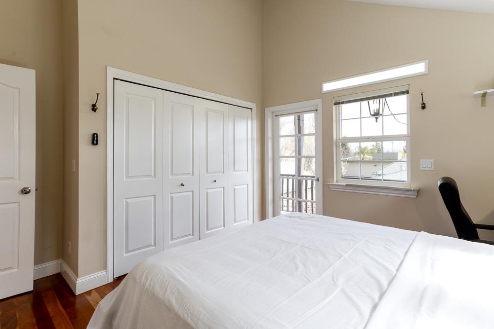 Detail Gallery Image 35 of 69 For 1214 Hollenbeck Ave, Sunnyvale,  CA 94087 - 3 Beds | 2/1 Baths