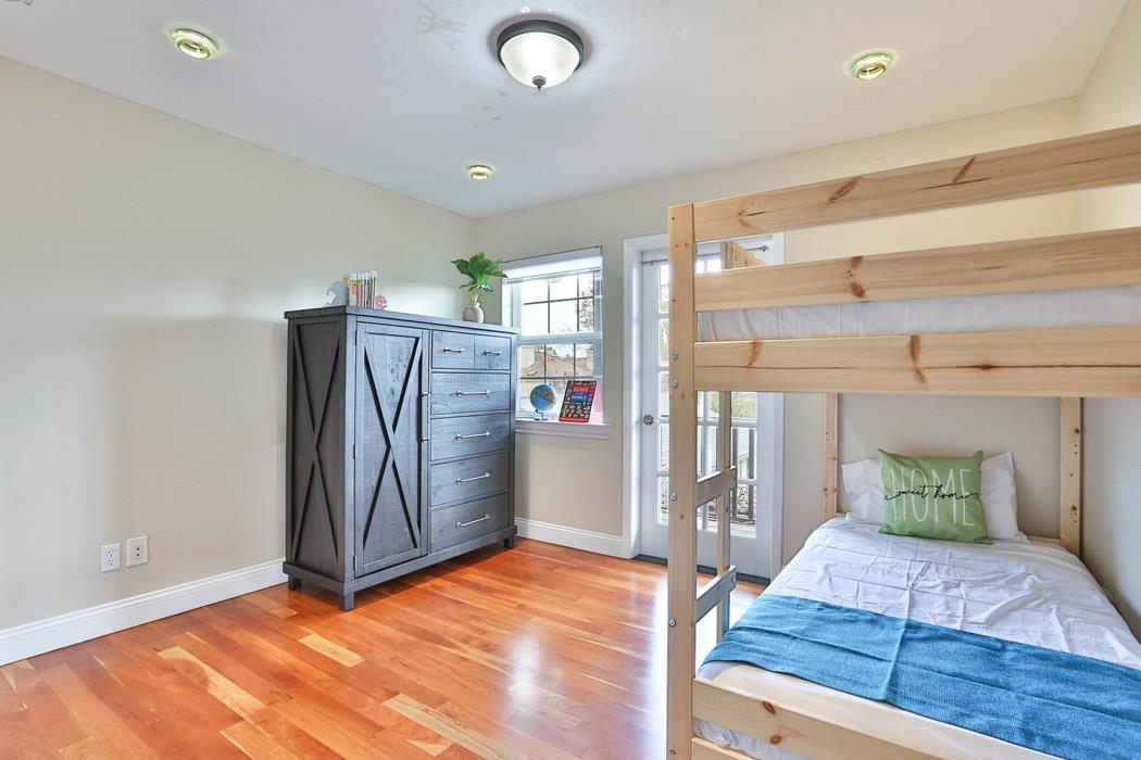Detail Gallery Image 37 of 69 For 1214 Hollenbeck Ave, Sunnyvale,  CA 94087 - 3 Beds | 2/1 Baths