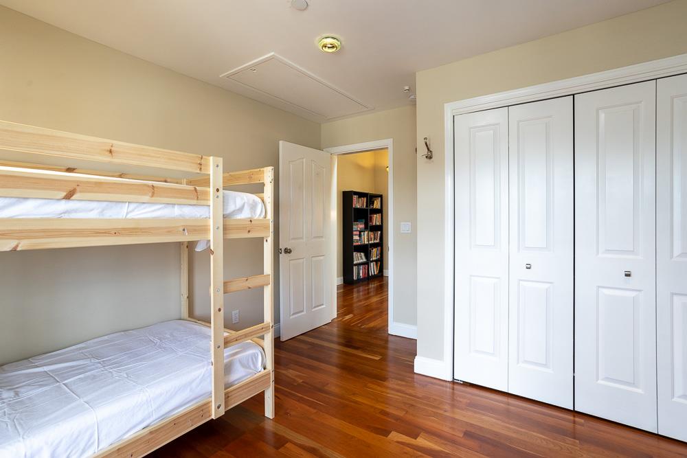 Detail Gallery Image 39 of 69 For 1214 Hollenbeck Ave, Sunnyvale,  CA 94087 - 3 Beds | 2/1 Baths