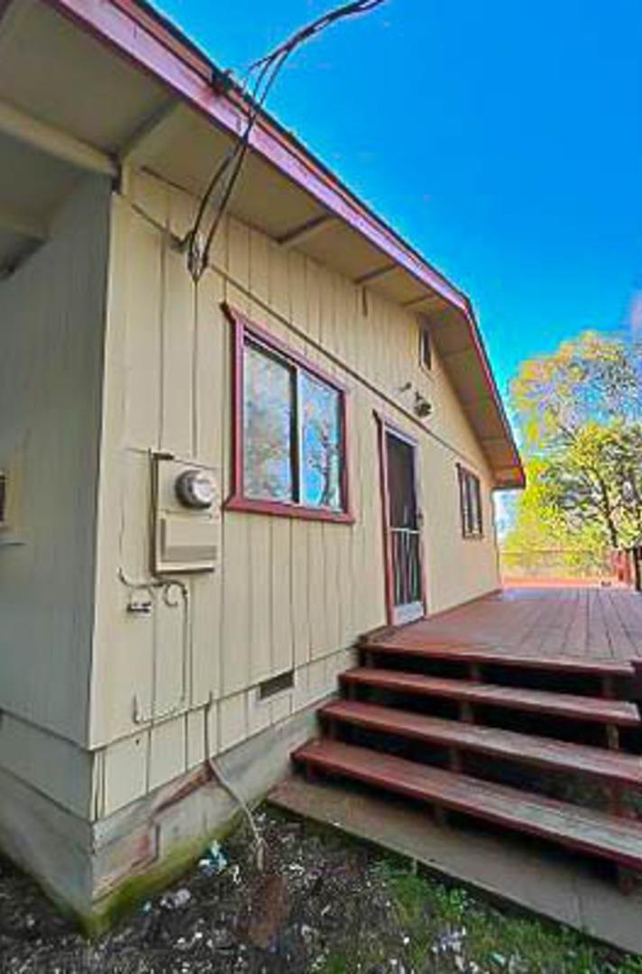 Detail Gallery Image 8 of 23 For 3260 Eel River Rd, Covelo,  CA 95428 - 2 Beds | 1 Baths