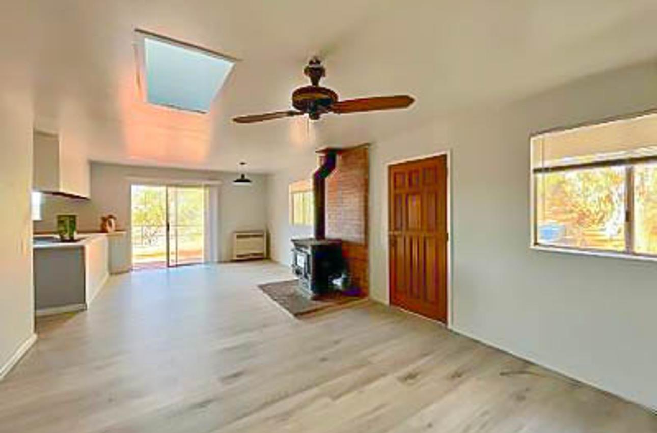 Detail Gallery Image 9 of 23 For 3260 Eel River Rd, Covelo,  CA 95428 - 2 Beds | 1 Baths