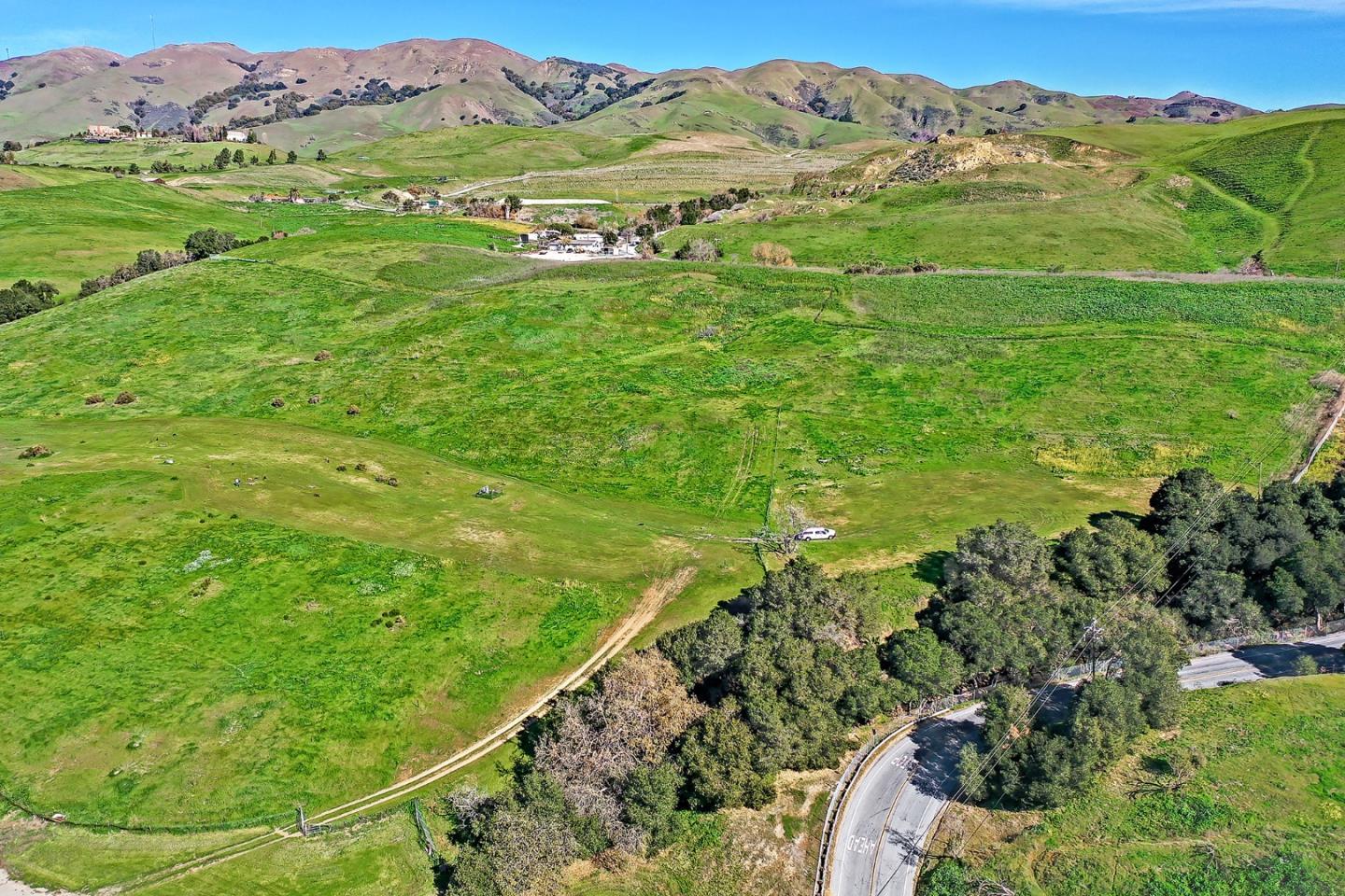 Detail Gallery Image 6 of 19 For 1995 Old Calaveras Rd, Milpitas,  CA 95035 - – Beds | – Baths