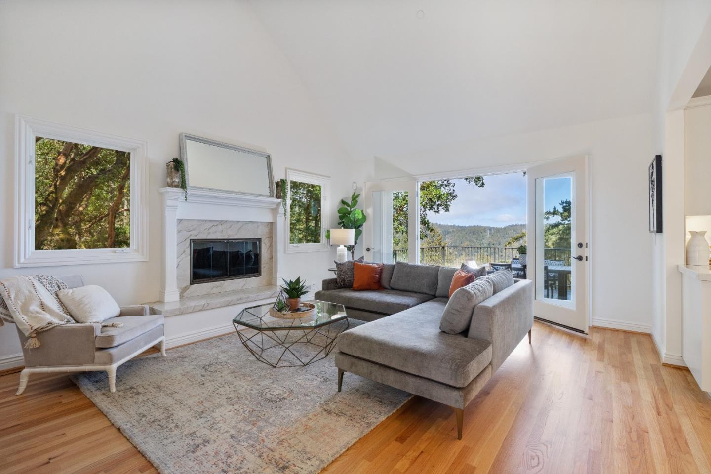 Detail Gallery Image 37 of 76 For 1430 Bear Gulch Rd, Woodside,  CA 94062 - 4 Beds | 4/2 Baths