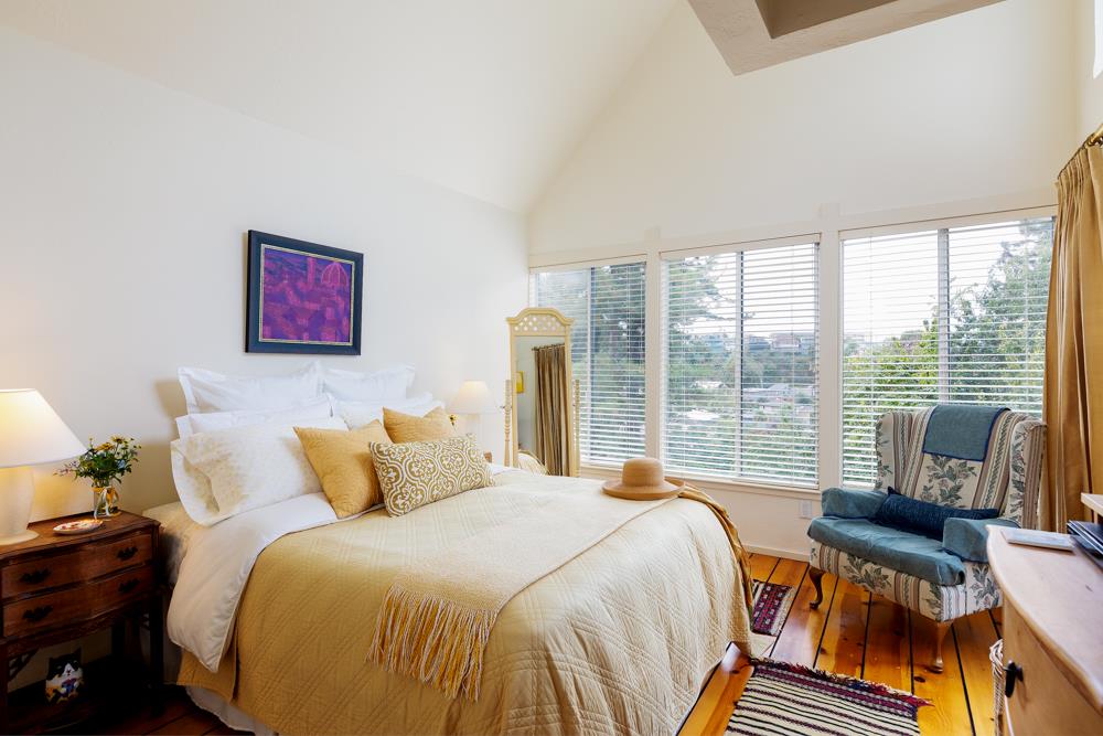 Detail Gallery Image 14 of 39 For 212 Bayview Ct, Aptos,  CA 95003 - 2 Beds | 2 Baths