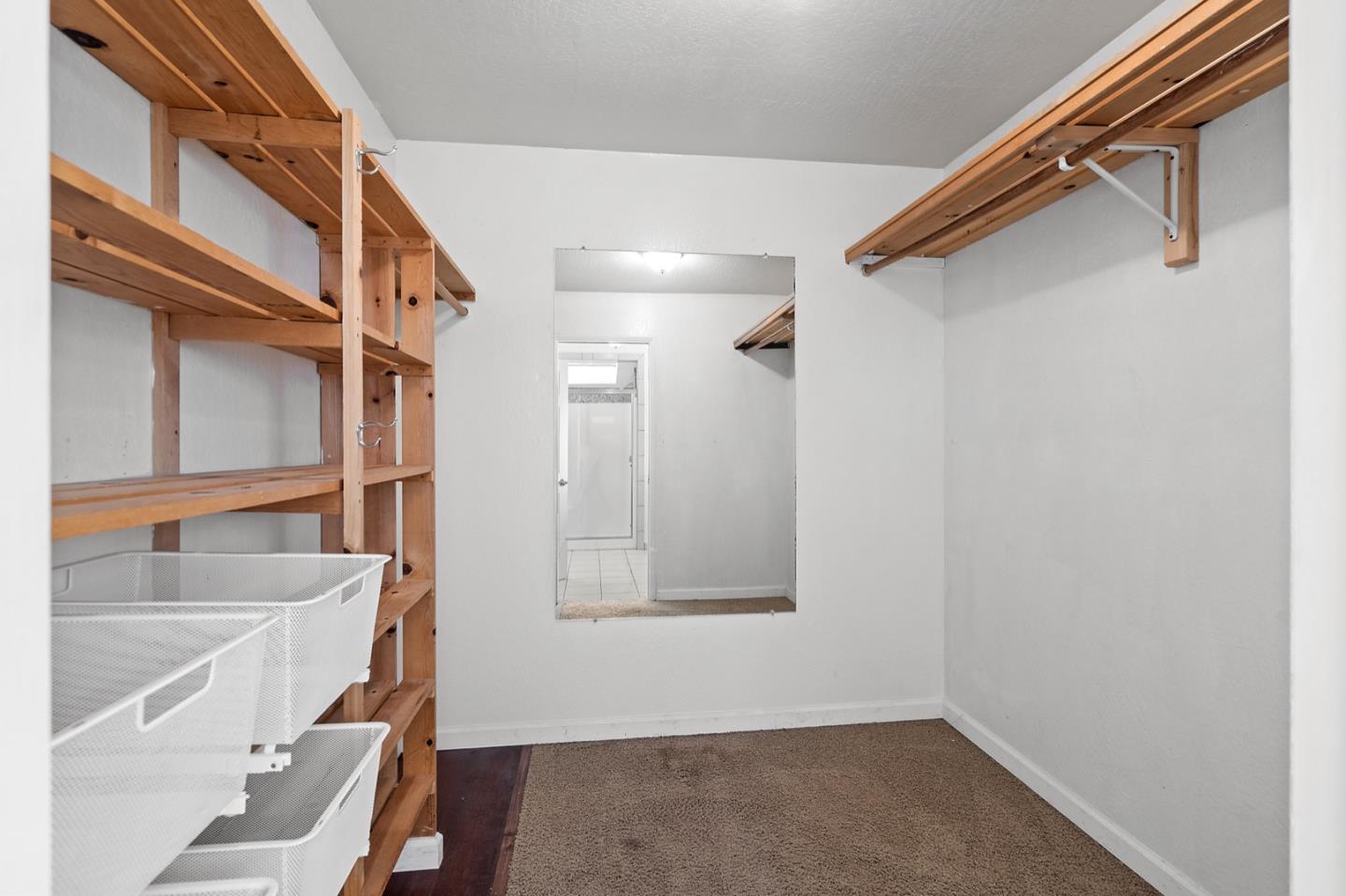 Detail Gallery Image 25 of 33 For 1912 White Oak Way, San Carlos,  CA 94070 - 4 Beds | 3 Baths