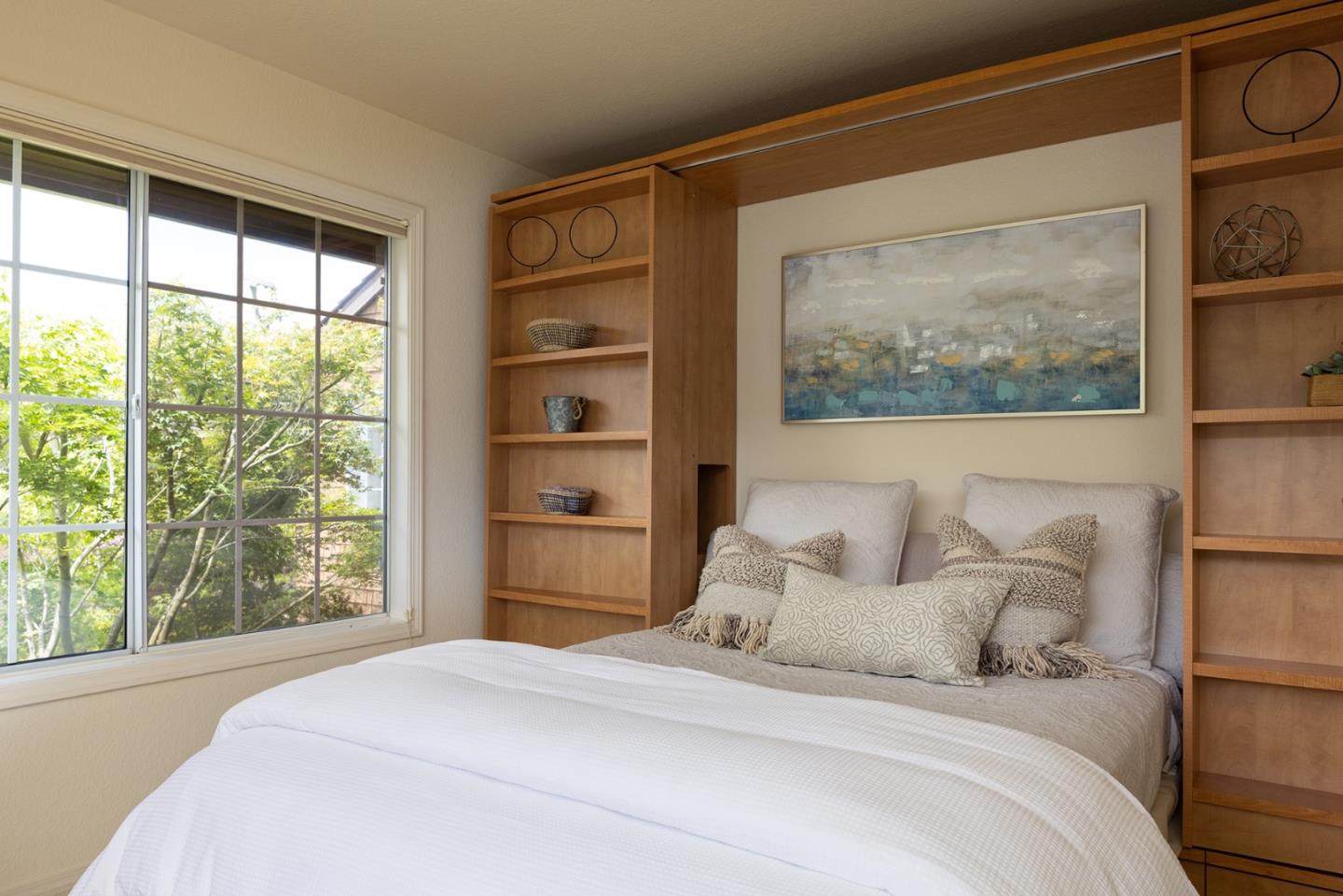 Detail Gallery Image 6 of 24 For 9909 Club Place Ln, Carmel,  CA 93923 - 2 Beds | 3 Baths