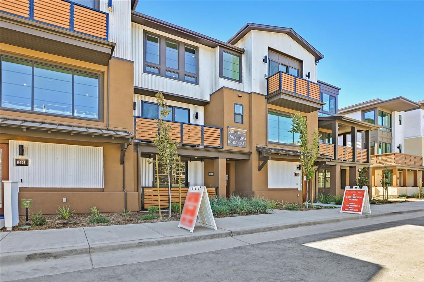 Browse active condo listings in BELLATERRA AT NORTH 40