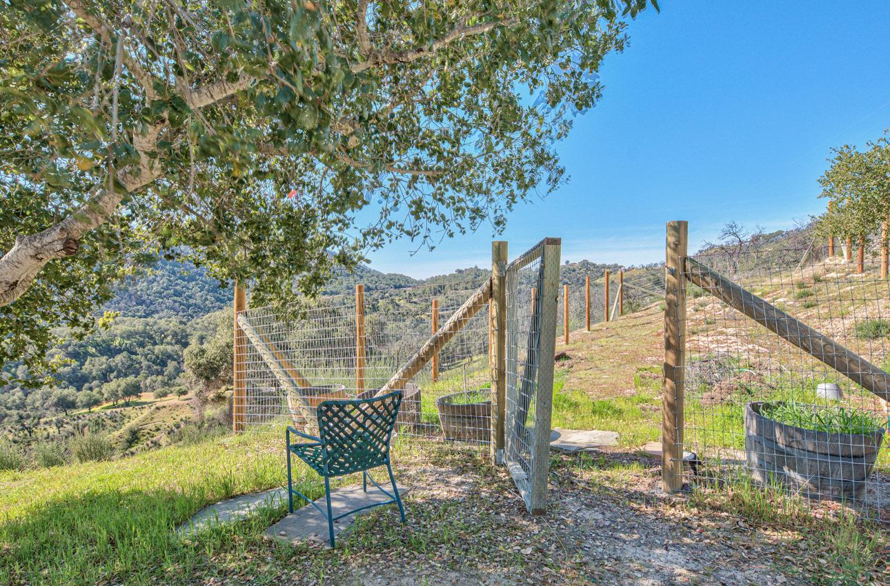 Detail Gallery Image 9 of 24 For 17499 Cachagua Rd, Carmel Valley,  CA 93924 - – Beds | – Baths