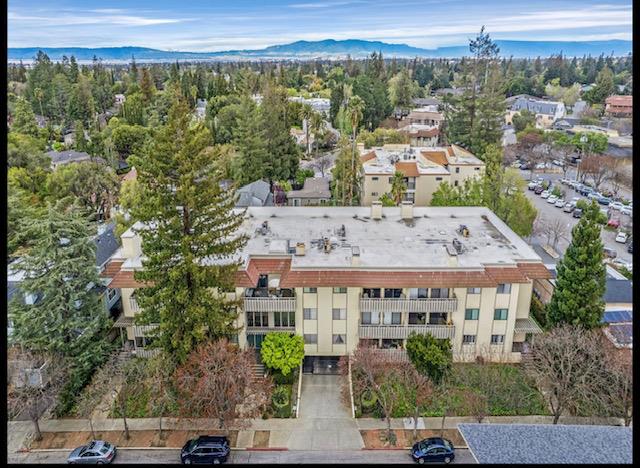 Detail Gallery Image 1 of 1 For 73 3rd St #17,  Los Altos,  CA 94022 - 2 Beds | 1/1 Baths