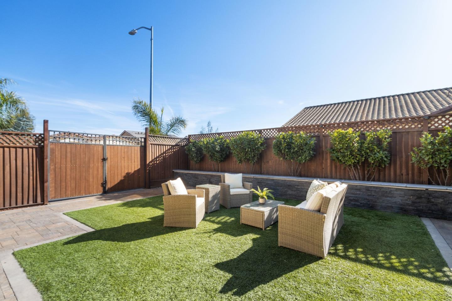 Detail Gallery Image 36 of 58 For 1193 Lucero Dr, Hollister,  CA 95023 - 3 Beds | 2 Baths
