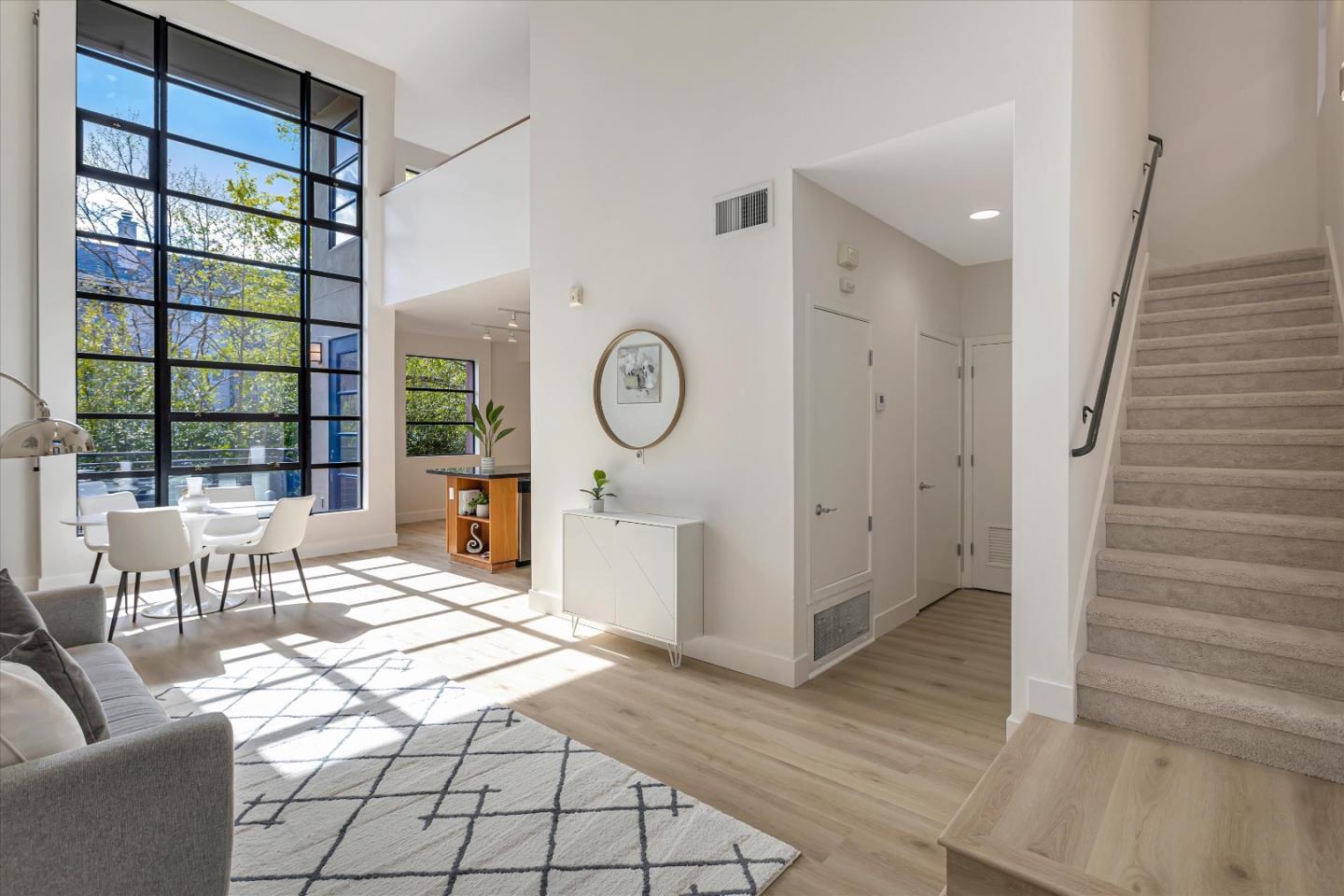 Detail Gallery Image 1 of 1 For 350 E Mission St #112,  San Jose,  CA 95112 - 1 Beds | 1/1 Baths