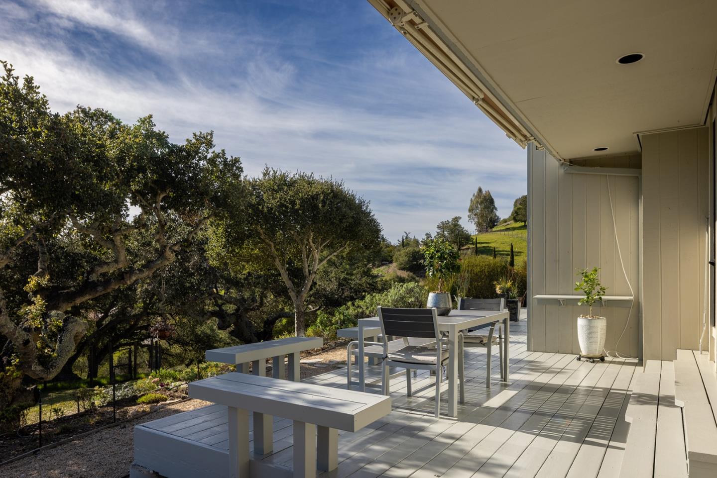 Detail Gallery Image 22 of 26 For 31499 via Las Rosas, Carmel Valley,  CA 93924 - 4 Beds | 2/1 Baths