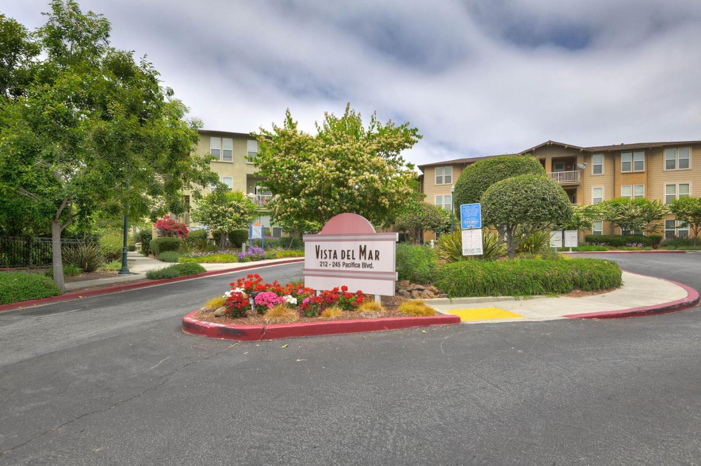 Detail Gallery Image 1 of 1 For 225 Pacifica Blvd #101,  Watsonville,  CA 95076 - 0 Beds | 1 Baths