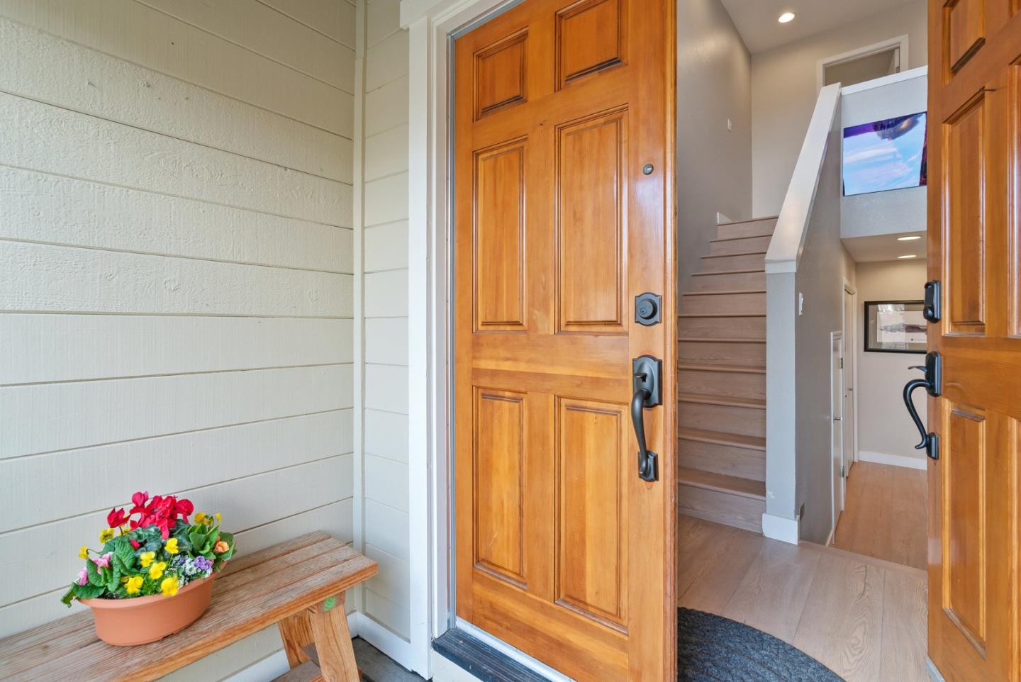 Detail Gallery Image 1 of 1 For 20 Carriage Ln, Scotts Valley,  CA 95066 - 3 Beds | 2/1 Baths