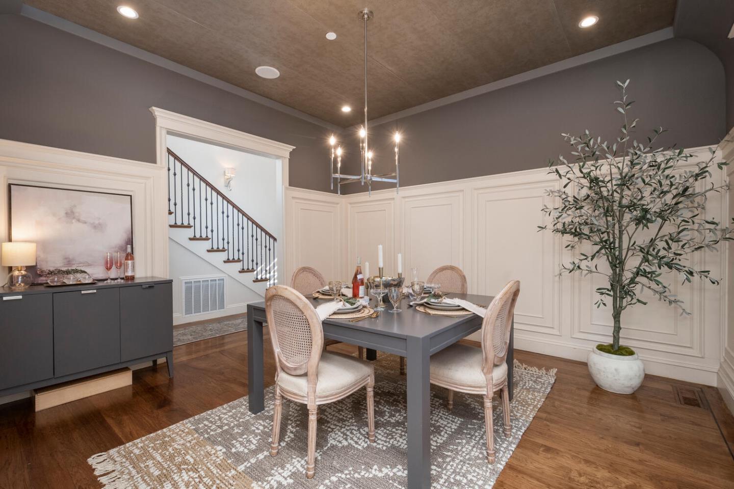 Detail Gallery Image 13 of 47 For 1116 Drake Ave, Burlingame,  CA 94010 - 5 Beds | 4/1 Baths