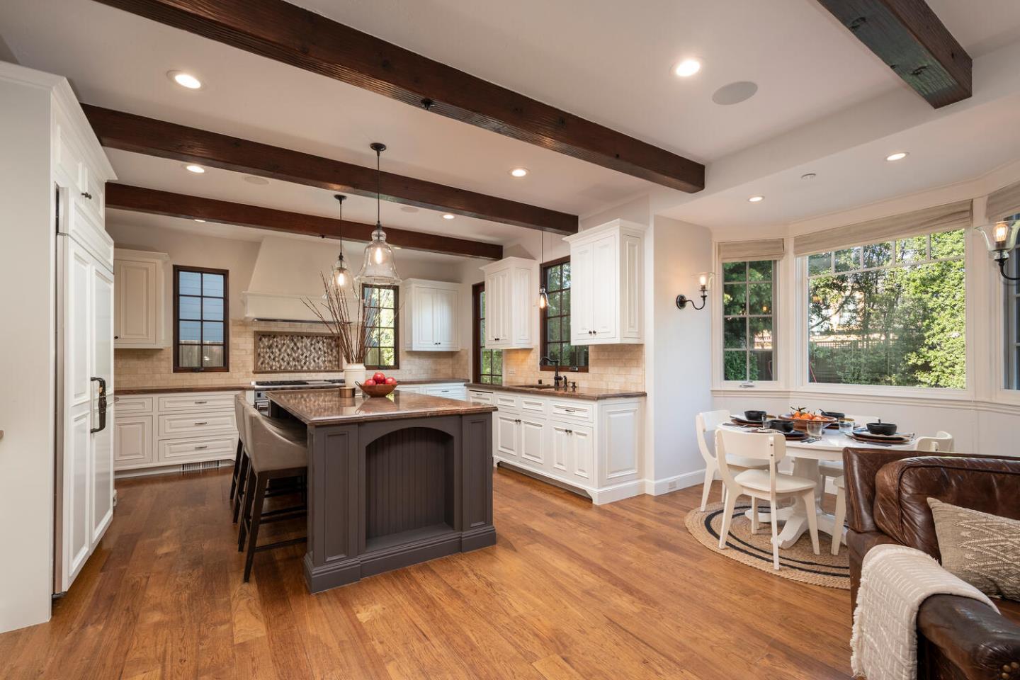 Detail Gallery Image 17 of 47 For 1116 Drake Ave, Burlingame,  CA 94010 - 5 Beds | 4/1 Baths