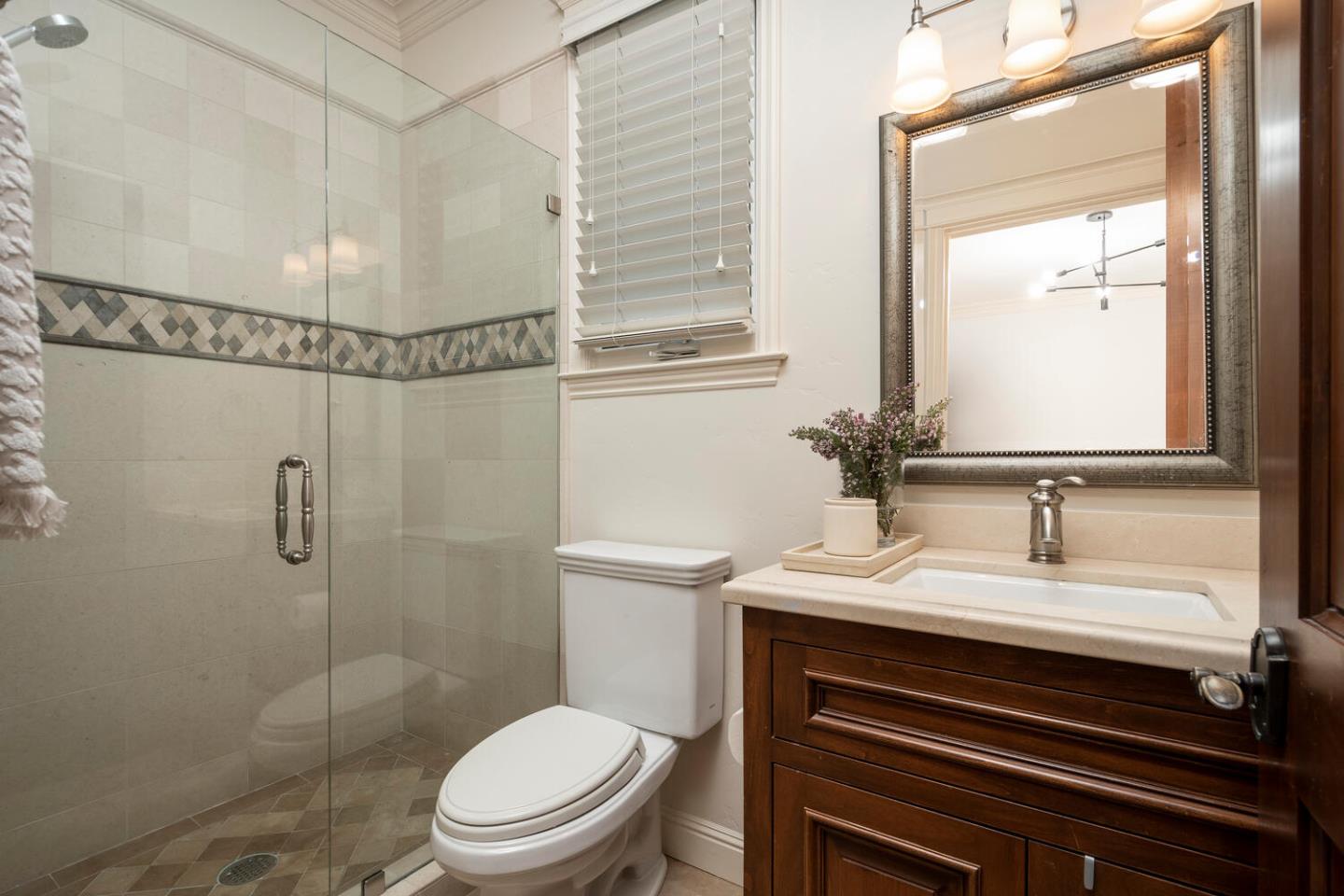 Detail Gallery Image 25 of 47 For 1116 Drake Ave, Burlingame,  CA 94010 - 5 Beds | 4/1 Baths