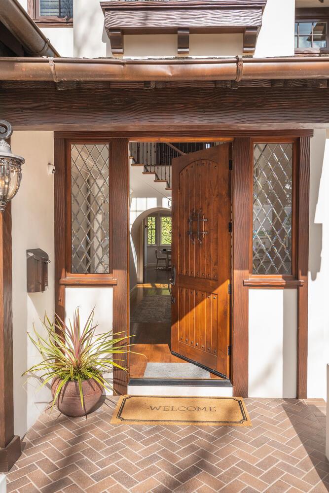 Detail Gallery Image 7 of 47 For 1116 Drake Ave, Burlingame,  CA 94010 - 5 Beds | 4/1 Baths