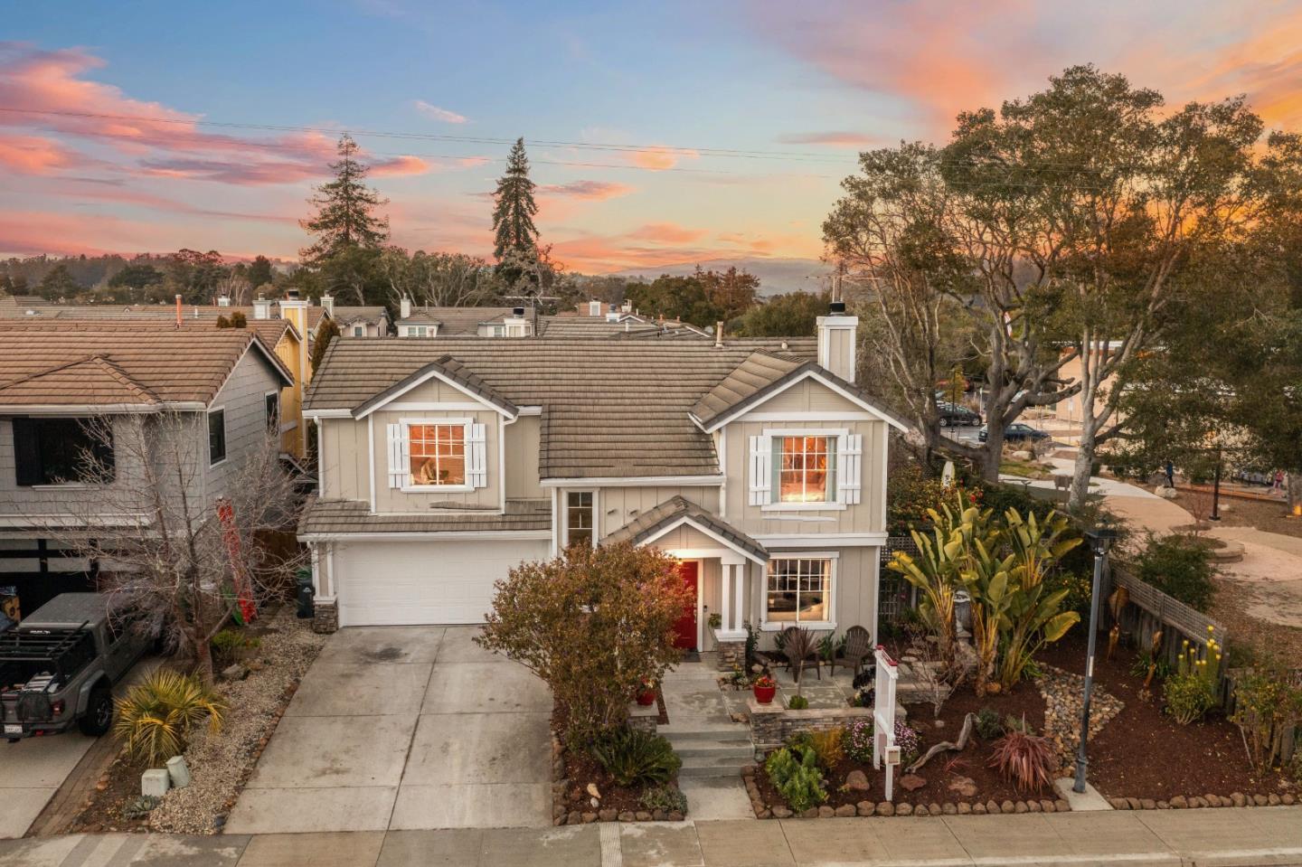 Detail Gallery Image 1 of 1 For 4735 Clares St, Capitola,  CA 95010 - 3 Beds | 2/1 Baths