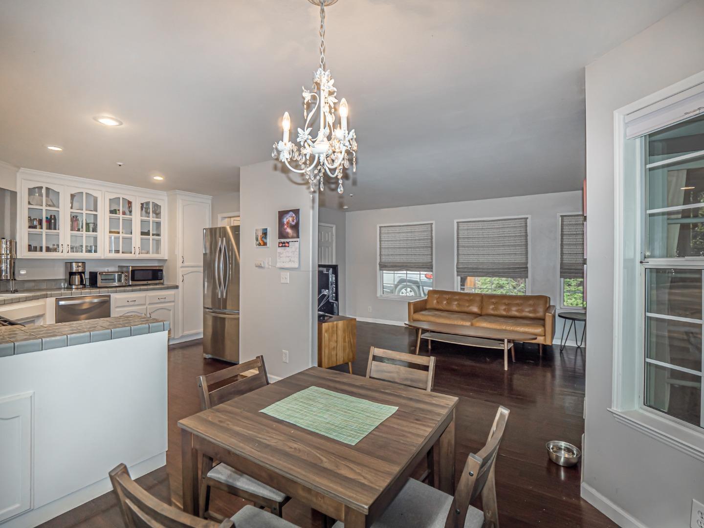 Detail Gallery Image 12 of 34 For 110 Azalea Way, Ben Lomond,  CA 95005 - 3 Beds | 1 Baths