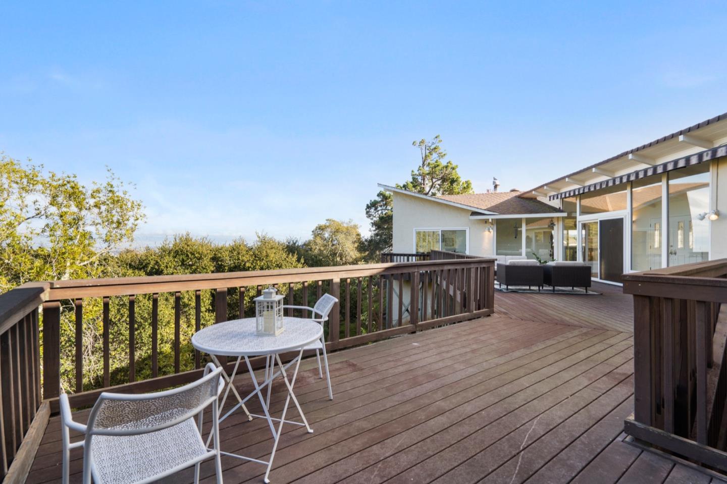 Detail Gallery Image 48 of 56 For 895 Regent Ct, San Carlos,  CA 94070 - 4 Beds | 3/1 Baths