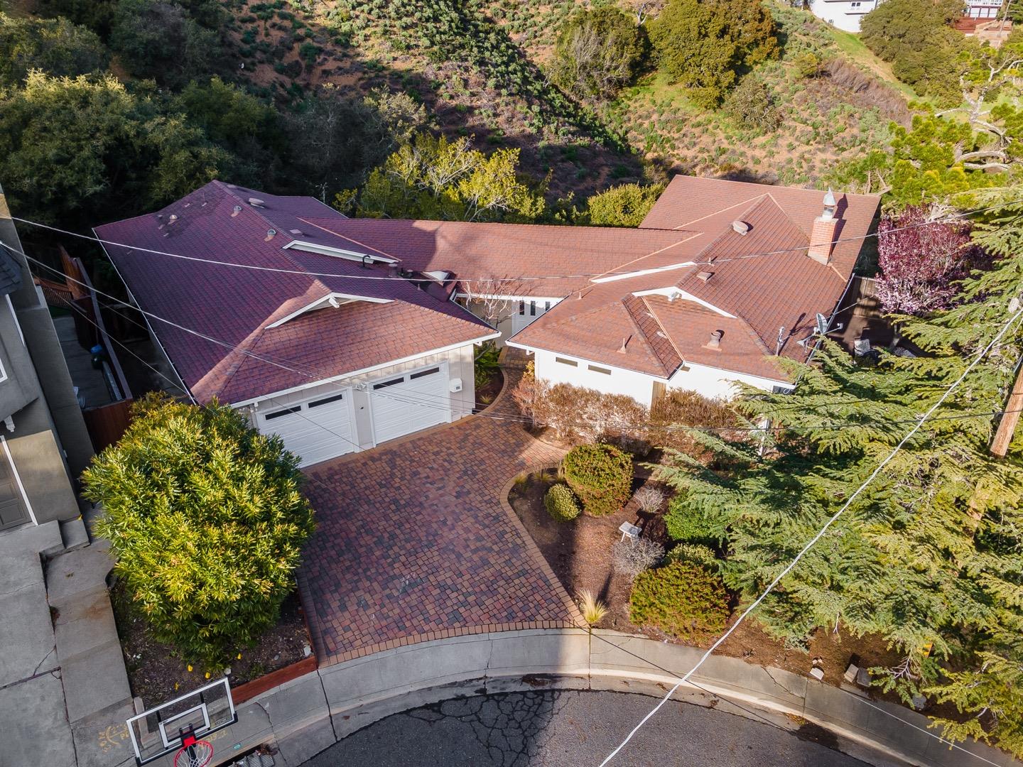 Detail Gallery Image 53 of 56 For 895 Regent Ct, San Carlos,  CA 94070 - 4 Beds | 3/1 Baths